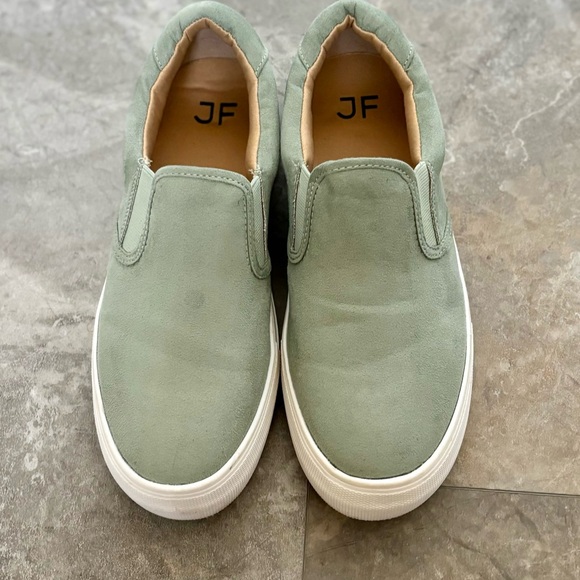 Green Sneakers - Picture 3 of 4